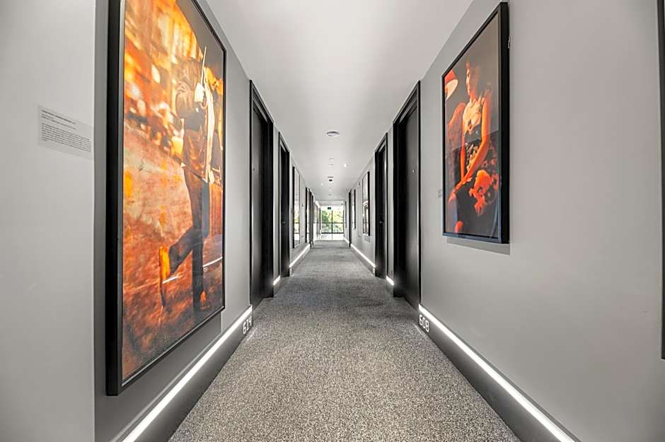 Crystalbrook Vincent