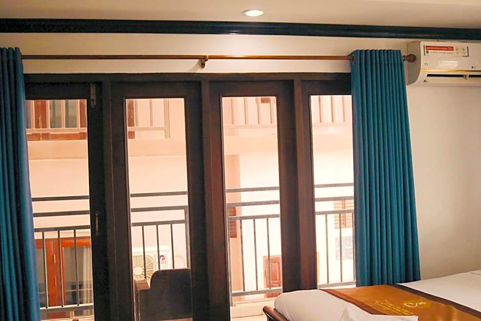 Consiana Vang Vieng Hotel