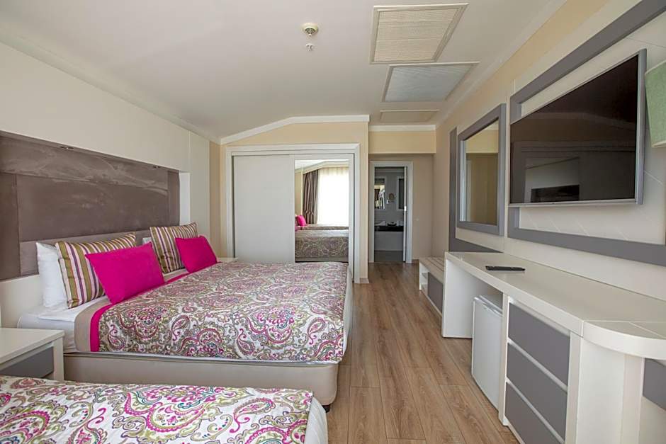 Orange County Belek - Family Concept