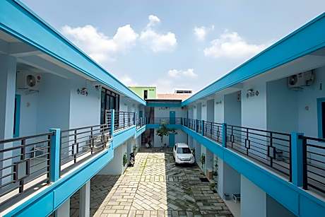 RedDoorz Syariah @ Kartohardjo Madiun