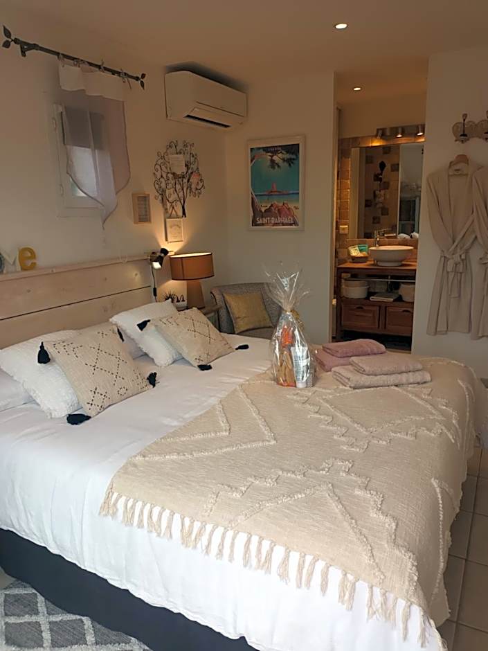 Jolie petite suite Côte d'Azur.