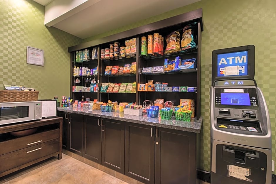 Holiday Inn Express and Suites Dickson City By IHG