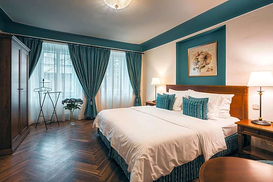 Appia Hotel Residences