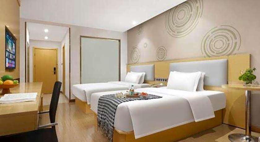 GreenTree Inn Huanggang City Wuxue City Kanjiang Avenue