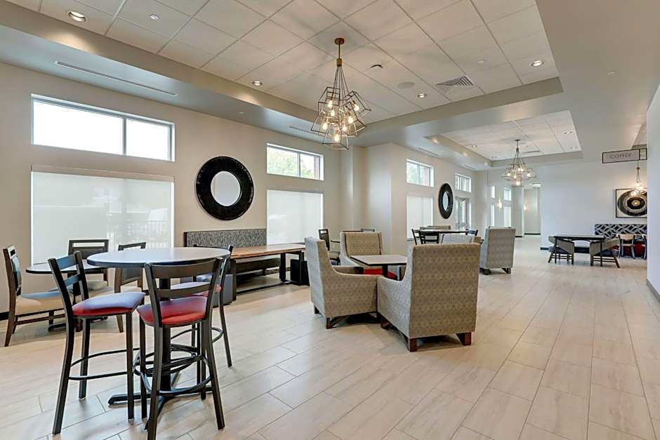 Drury Plaza Hotel Savannah Pooler – Pooler, GA