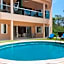 Cozy Place/WiFi/Beach 10 min Walk/Private Pool