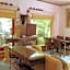 Pension Hakuba 70