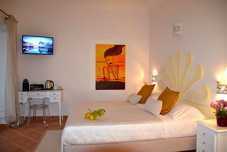 Villa Santa Chiara Positano Suites