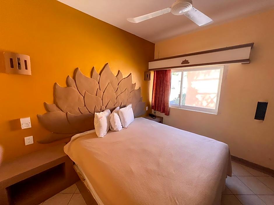 Hotel Oasis
