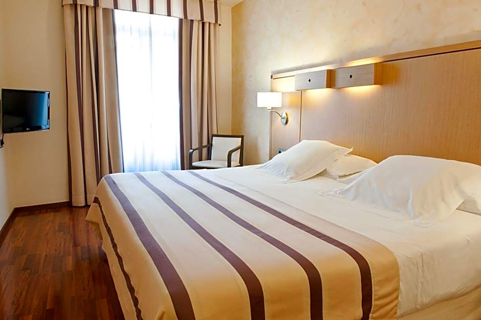 Duran Hotel & Restaurant