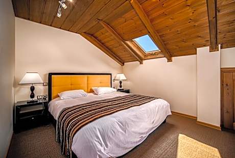 Two-Bedroom Suite with Fireplace