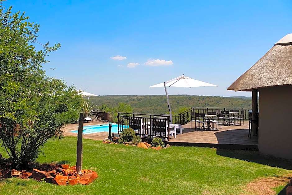 Umzolozolo Private Safari Lodge & Spa