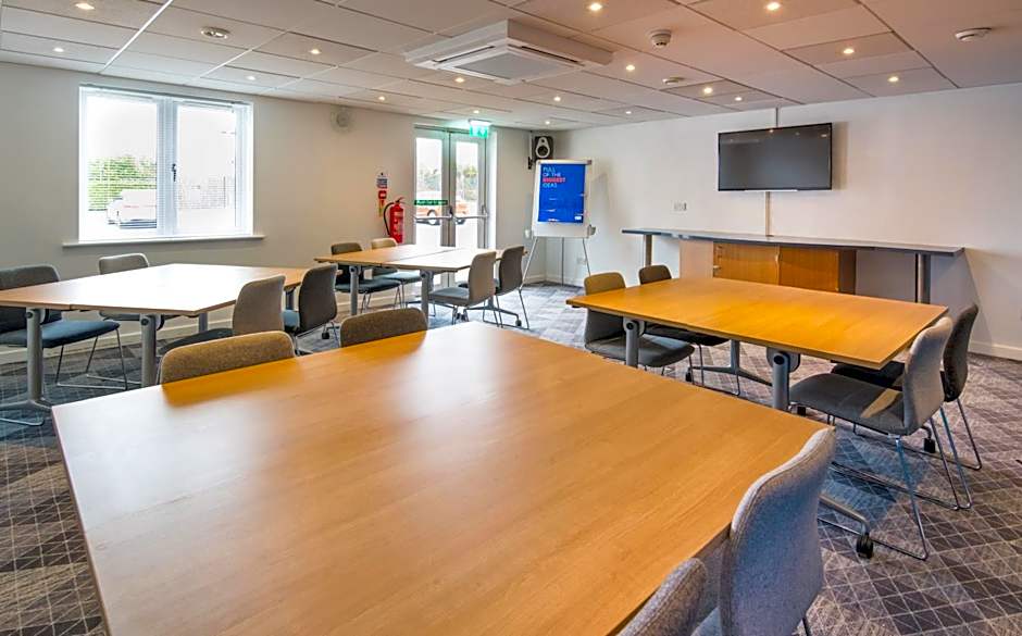 Holiday Inn Express Manchester East By IHG