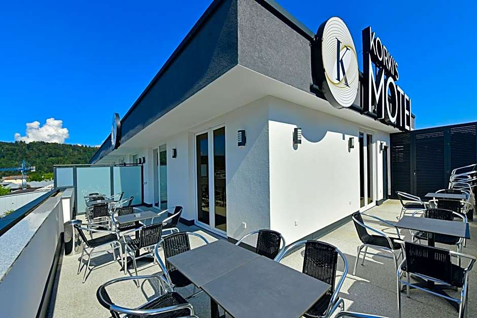 Korki's Motel