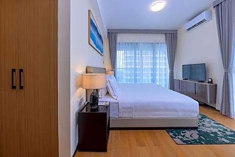 Two Bedroom Suite King and Twin