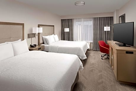 One-Bedroom Suite with Two Queen Beds and Balcony - Non-Smoking