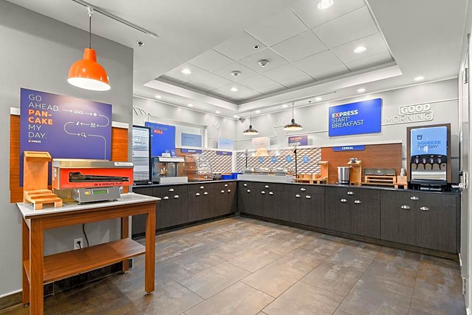 Holiday Inn Express Gonzales By IHG