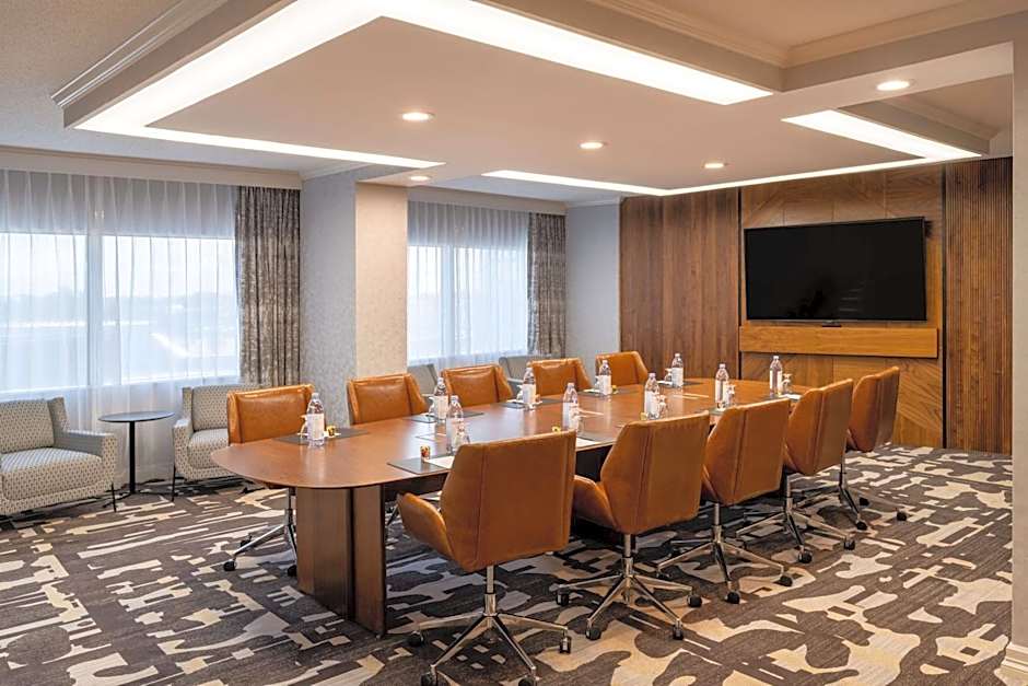 Hilton Dallas Lincoln Centre