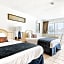 Lowes Wharf Marina Inn