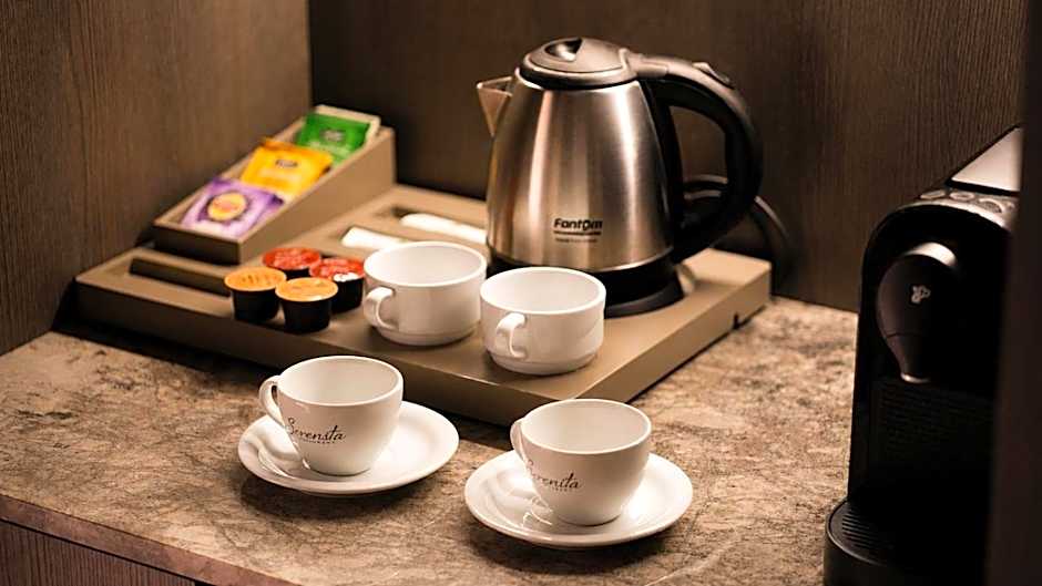 Hilly Hotel
