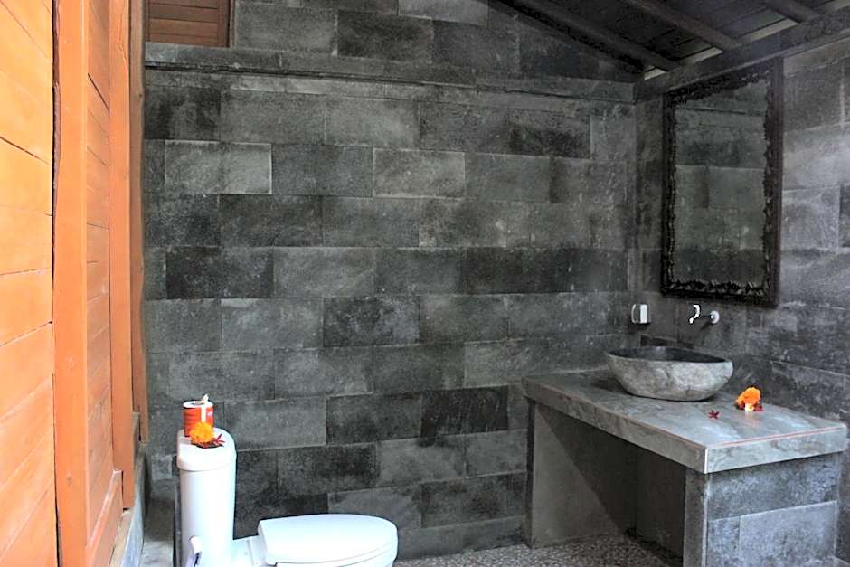 Kubu Padi Wooden House