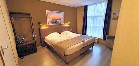 Budget kamer met badkamer extern