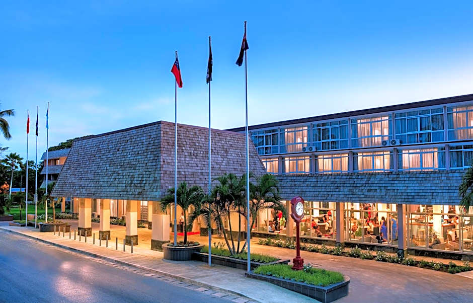 Tanoa International Dateline Hotel