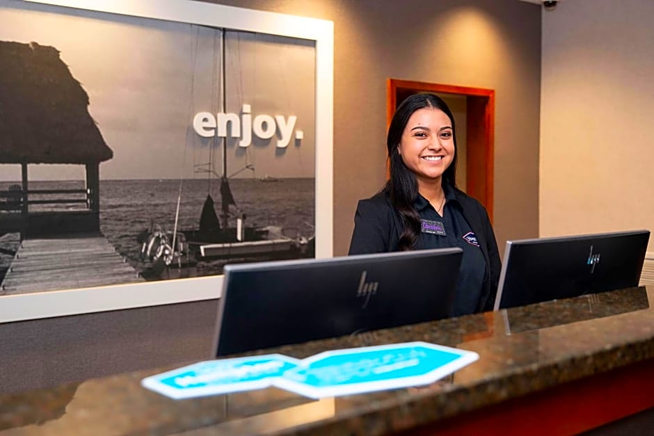 Hampton Inn & Suites Jacksonville