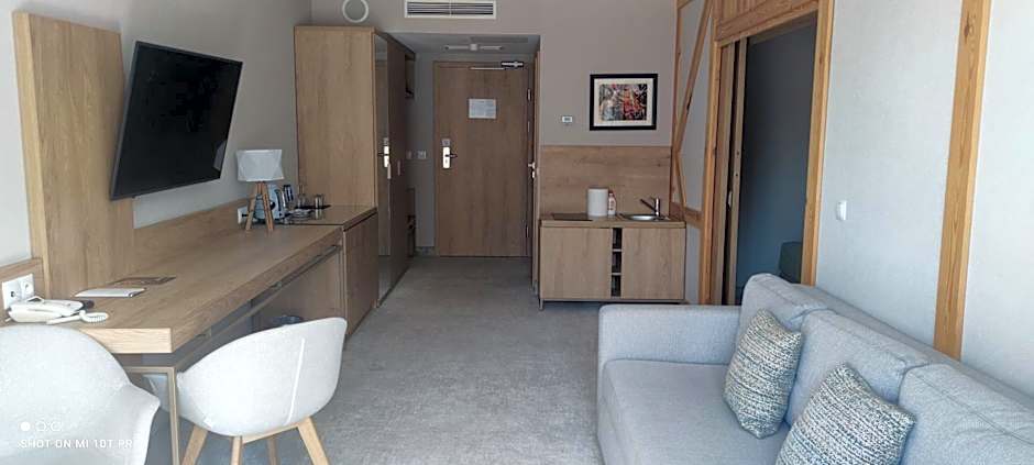APARTAMENT w PLATINUM MOUNTAIN Z PARKINGIEM