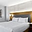 DoubleTree by Hilton New York JFK Airport