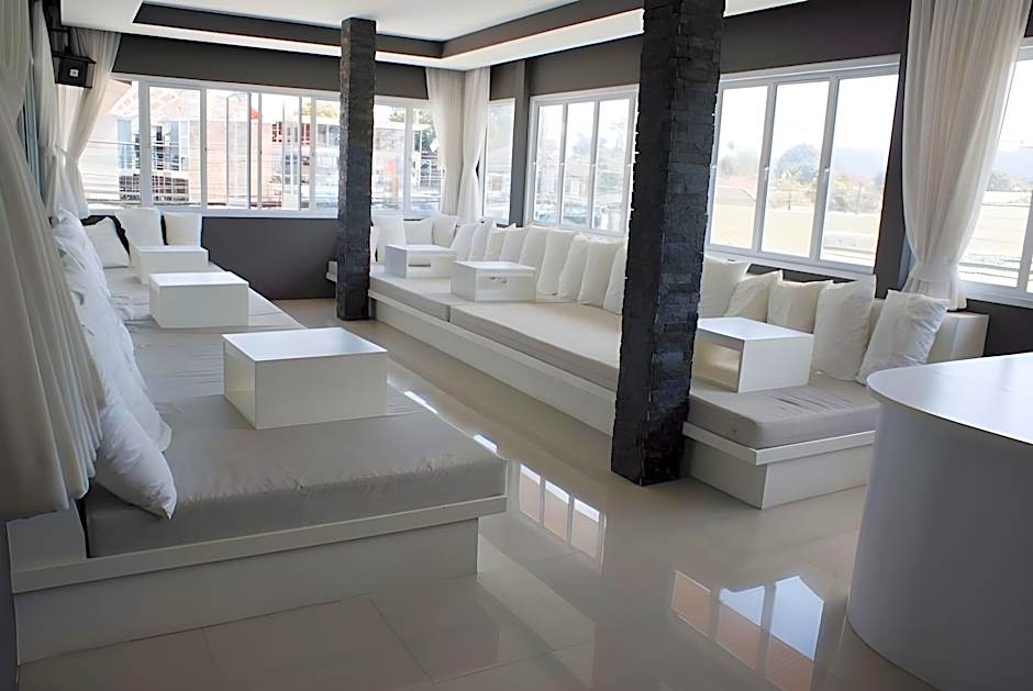 Marina Residence