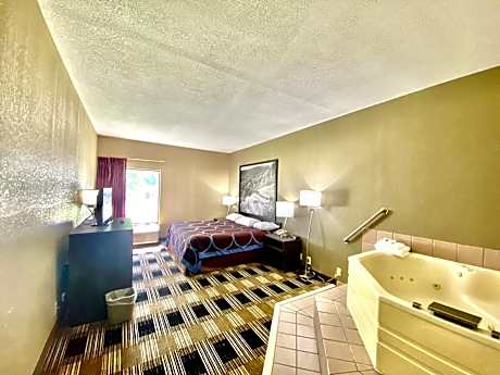 Standard King Room - Non-Smoking