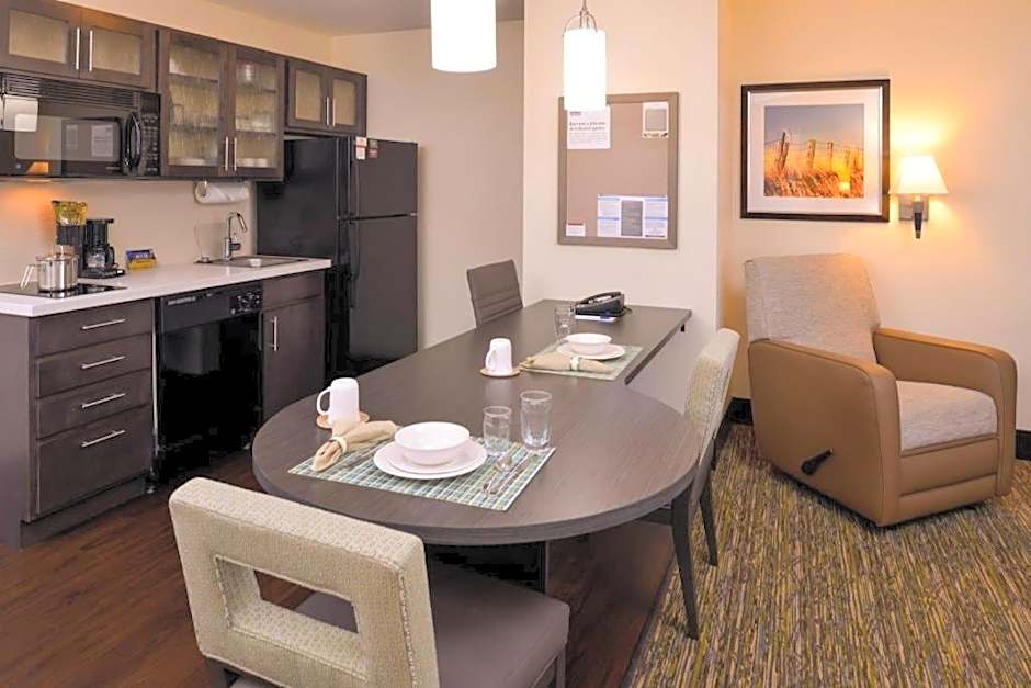 Candlewood Suites Bloomington-Normal By IHG