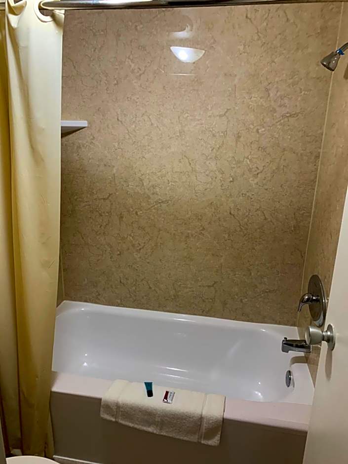 Motel 6 Greenville, NC ECU Medical Center