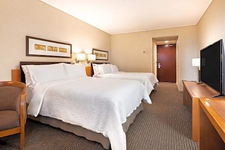 Queen Room with Two Queen Beds - High Floor/Non-Smoking