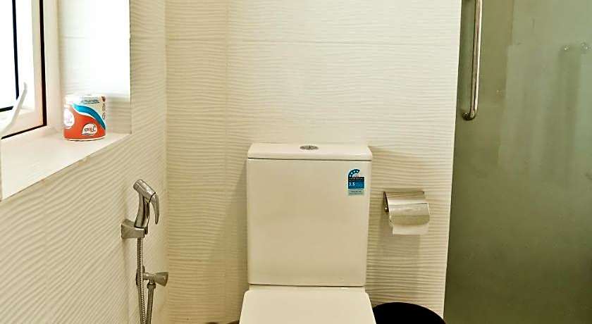 Golden Star Beach Hotel