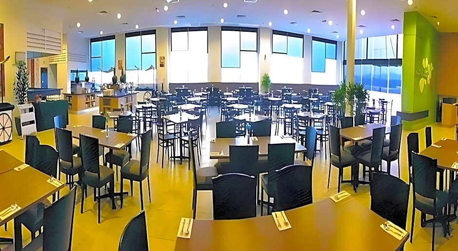 Dhotel