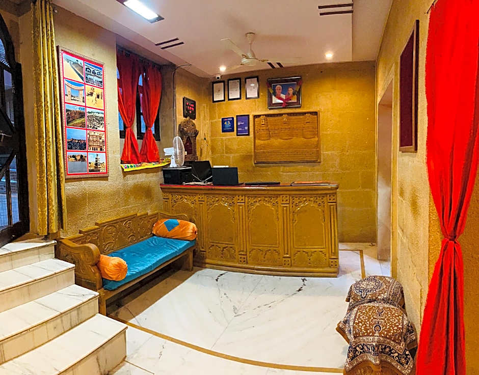 Golden Marigold Hotel