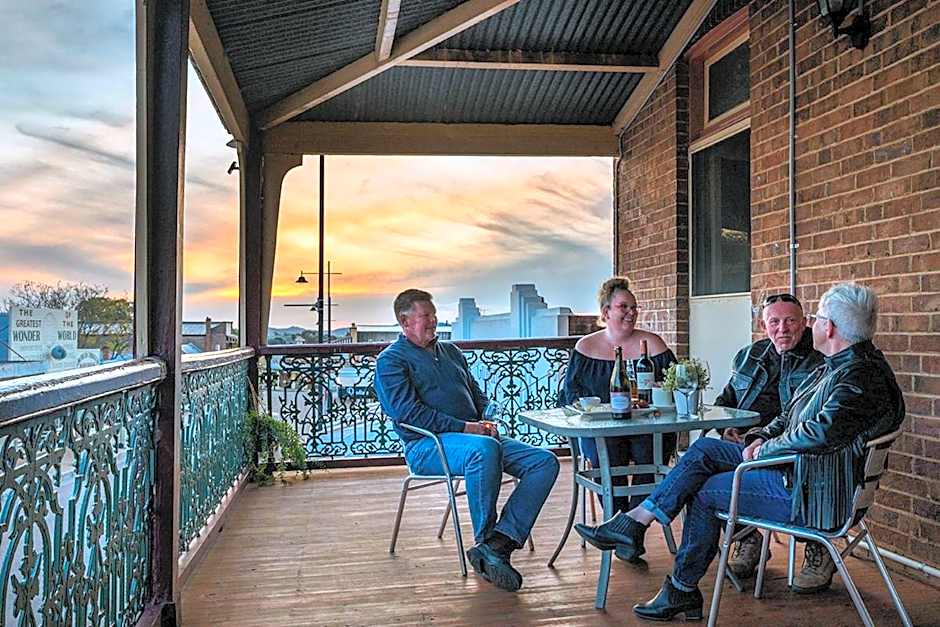 Commercial Travellers House