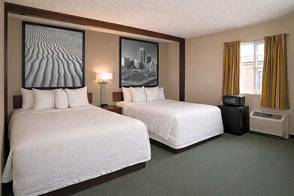 Super 8 by Wyndham Gallup