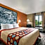 Super 8 by Wyndham Germantown/Milwaukee