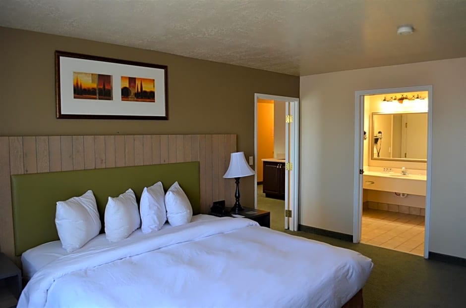 Country Inn & Suites by Radisson, West Valley City, UT