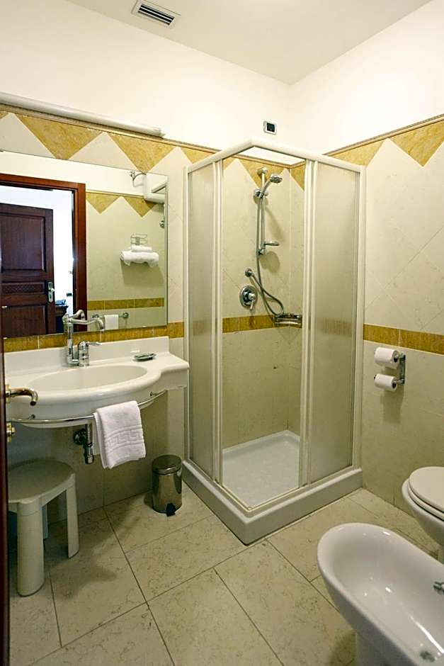 Mariano IV Palace Hotel