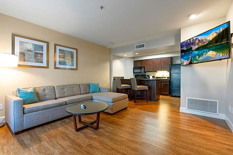 Chase Suites