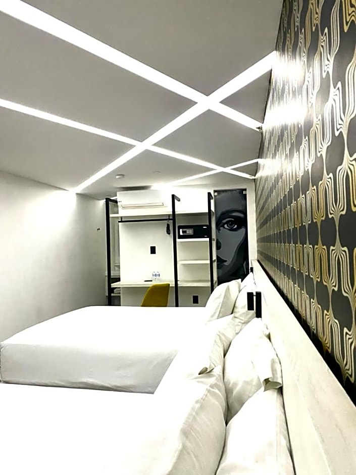 The Andy Hotel