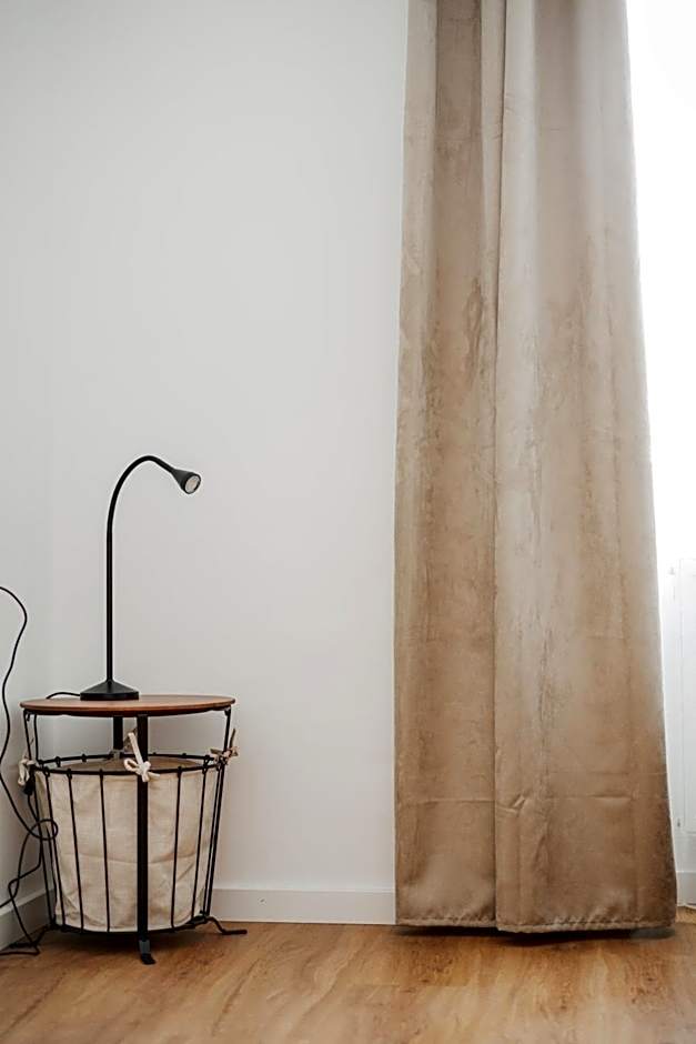 Modern Central City Rooms