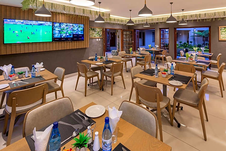 The Cycad Lodge & Chalets