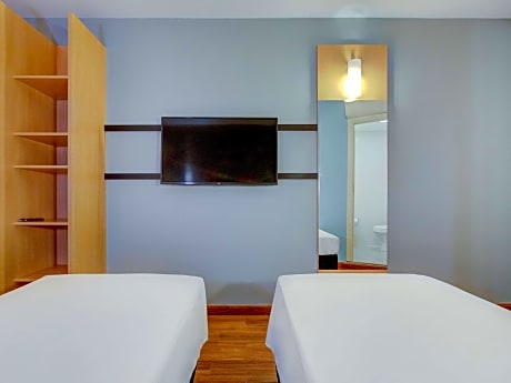 Superior Apartment with twin beds