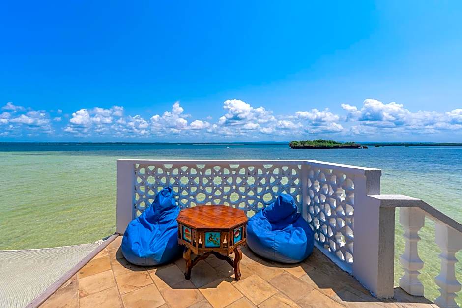 Chale Island Resort