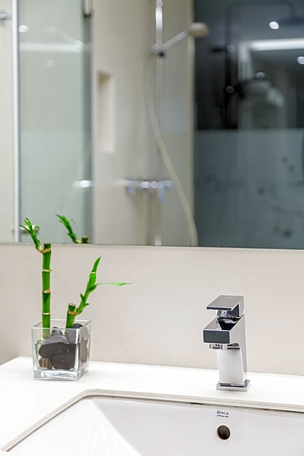 Granada Five Senses Rooms & Suites